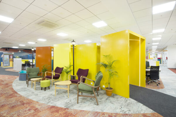 Pasado – Motive wykładziny w biurze