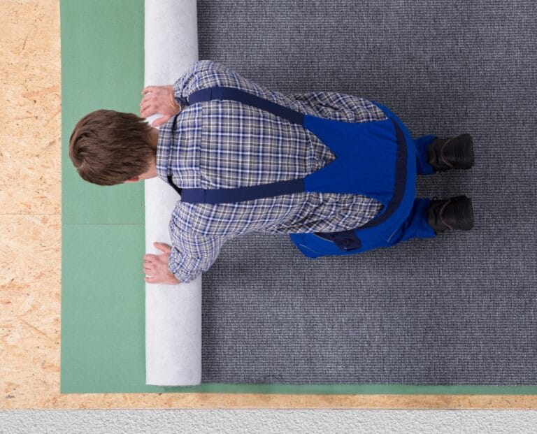 Układanie wykładziny